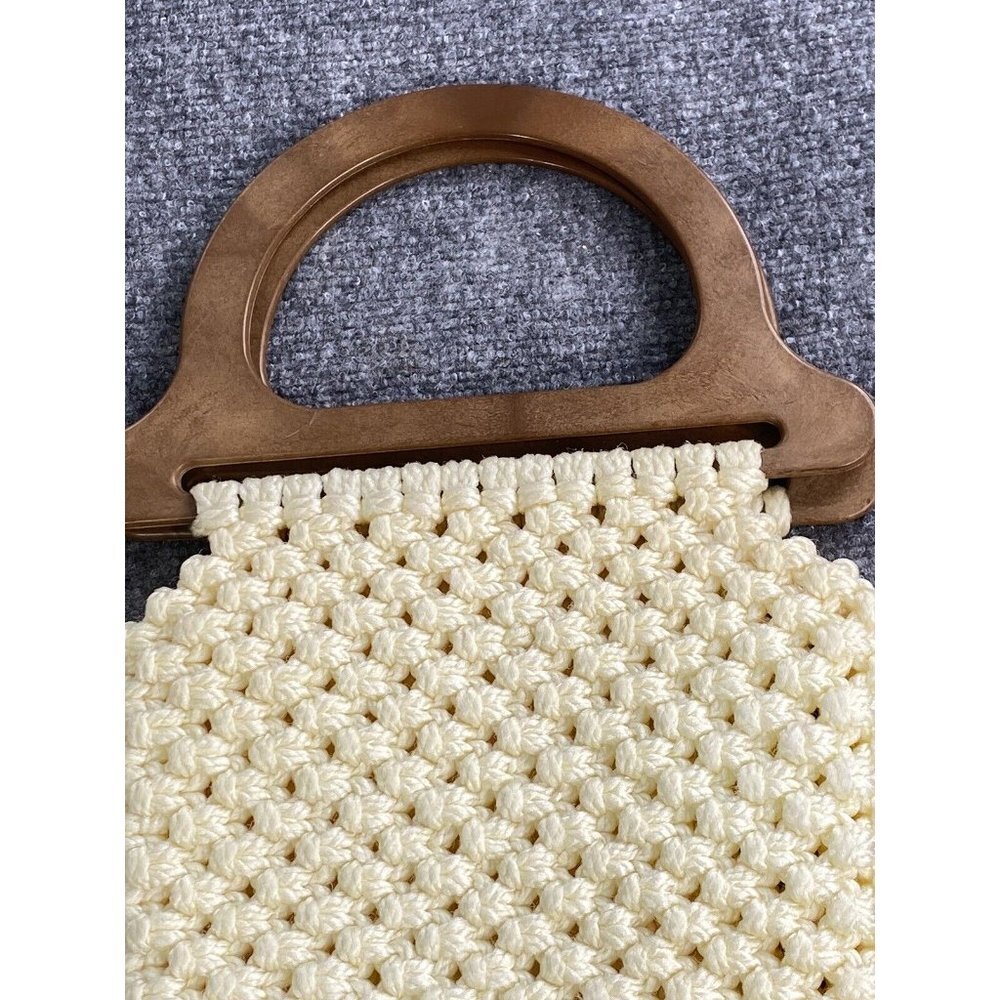 Vintage 70s‎ Macrame Handbag Cream Wooden Handles Boho Handmade Purse Festival - Picture 3 of 15